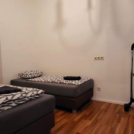 Apartment Schweglerstrasse - Near Stadthalle Wien Eksteriør bilde