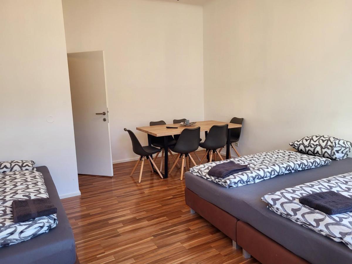 Apartment Schweglerstrasse - Near Stadthalle Wien Eksteriør bilde